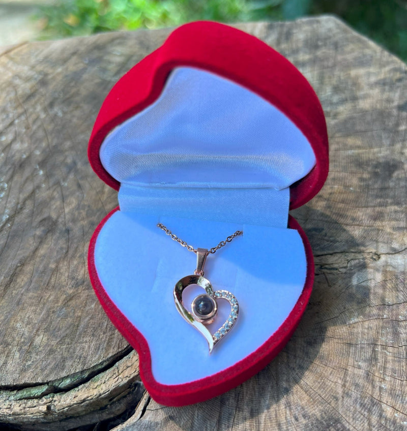 🎁 Collar "Te Amo en 100 Idiomas" con Caja de Lujo 💖